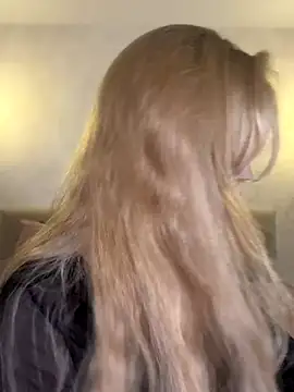 Snapshot of Alexis_Powell chatting on September 14, 12:43 am Alexis Powell online show from September 14, 12:43 am