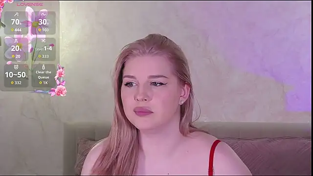 Snapshot of Alexis_Powell chatting on October 11, 4:05 pm Alexis Powell online show from October 11, 4:05 pm