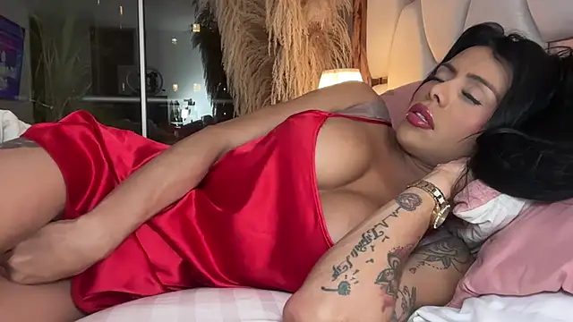 Snapshot of HOT_LADY_777 chatting on December 17, 12:23 am HOT LADY 777 online show from December 17, 12:23 am