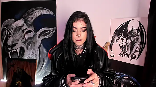 Snapshot of Rubyy-Rose1 chatting on October 17, 2:04 am Rubyy-Rose1 online show from October 17, 2:04 am