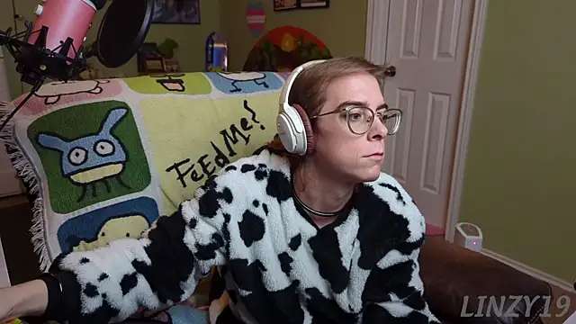 Linzy 19 online show from February 22, 3:12 am