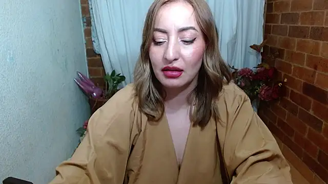 rashellroses22 online show from March 5, 12:49 am