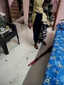 COUPLLE VILLAGE online show from January 24, 3:43 am