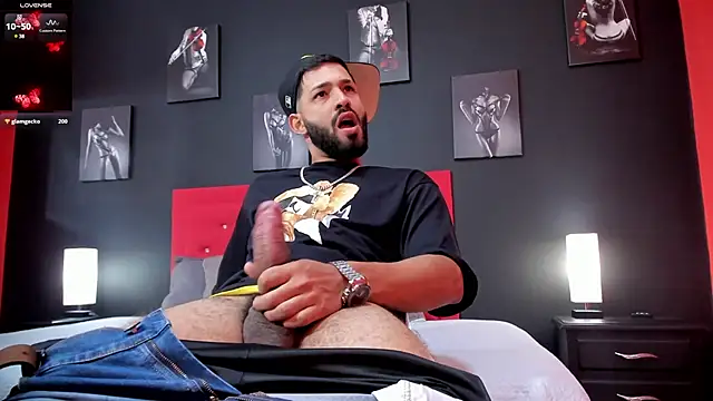 Thiagogomez online show from December 28, 12:35 pm