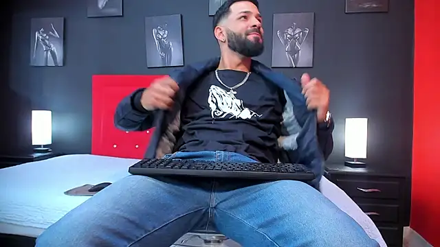 Thiagogomez online show from January 10, 12:26 pm