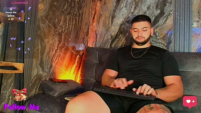 Andrew Brown online show from January 3, 4:27 pm