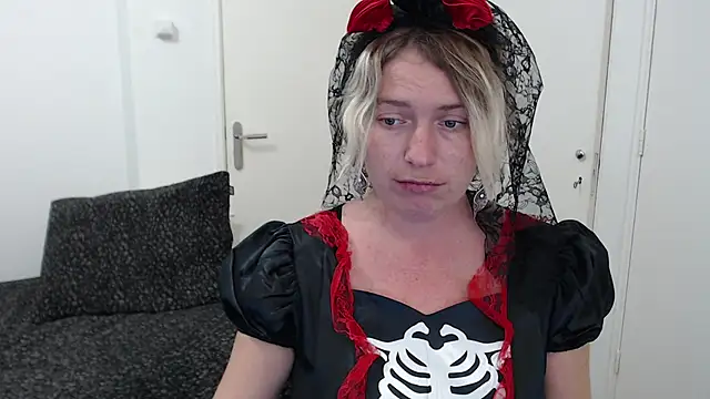 cumfun online show from October 28, 1:36 pm