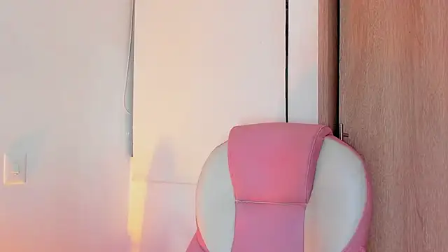 AnastaciaBlake online show from December 22, 7:44 am