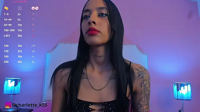 charlotte kisss online show from December 21, 8:10 pm