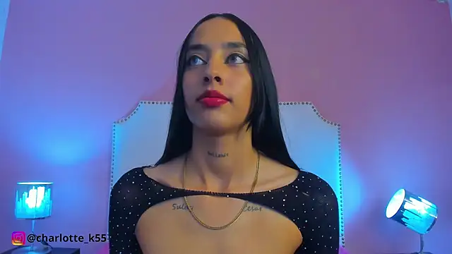 charlotte kisss online show from January 4, 10:45 pm