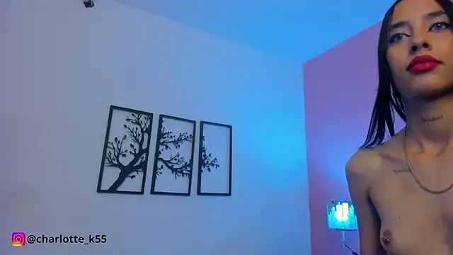 charlotte kisss online show from January 6, 1:30 pm