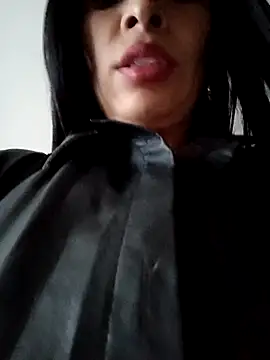 Astrid-- online show from December 19, 3:08 pm