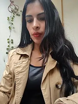 Astrid-- online show from March 5, 8:10 pm