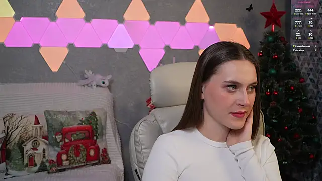 HarleyDeess online show from December 3, 10:51 pm