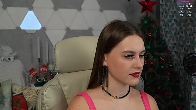 HarleyDeess online show from December 13, 10:34 pm