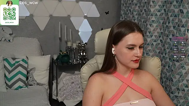 HarleyDeess online show from March 15, 12:15 am