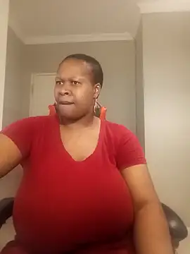 bustylisa1983 online show from September 26, 2:32 pm