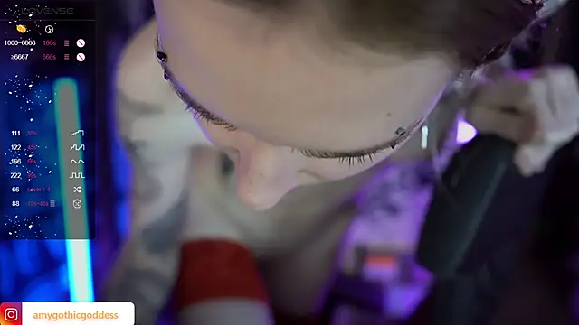 Snapshot of amywhitenessxx chatting on March 2, 4:21 pm amywhitenessxx online show from March 2, 4:21 pm