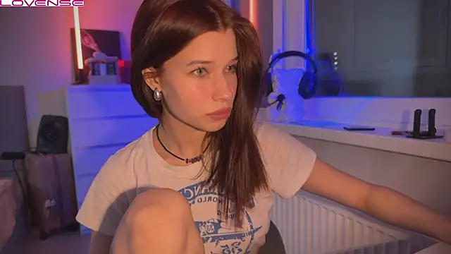 Snapshot of YourOblivion chatting on January 29, 5:24 pm YourOblivion online show from January 29, 5:24 pm