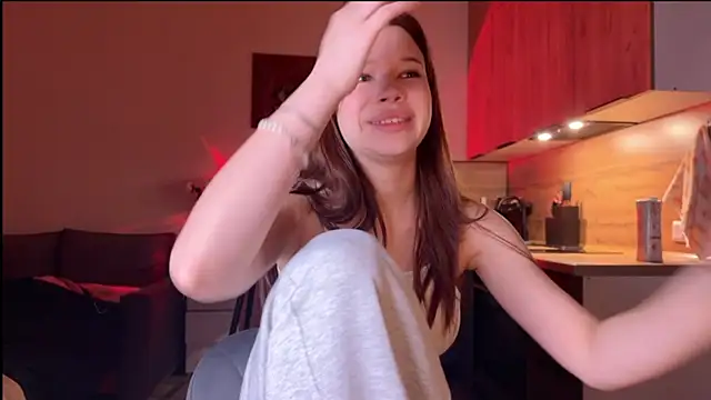 Snapshot of YourOblivion chatting on November 14, 4:28 pm YourOblivion online show from November 14, 4:28 pm