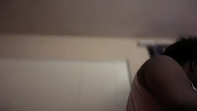 Yagurl  west online show from February 25, 7:09 am