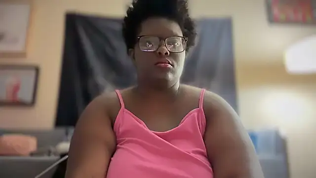 Yagurl  west online show from March 13, 5:00 am