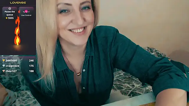 ElysonLang online show from January 13, 11:27 pm