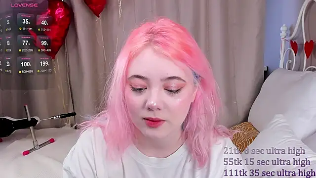   KawaiiYuki   online show from February 13, 8:38 am