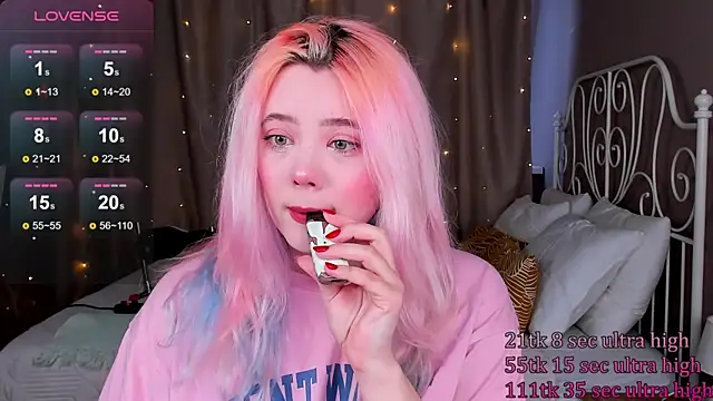   KawaiiYuki   online show from March 15, 8:48 am