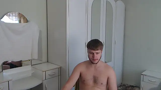 Snapshot of Zoro1999 chatting on January 25, 9:15 am Zoro1999 online show from January 25, 9:15 am