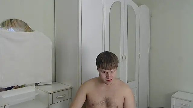 Snapshot of Zoro1999 chatting on February 28, 1:25 pm Zoro1999 online show from February 28, 1:25 pm