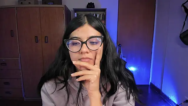 valerie  skyy online show from January 24, 4:48 am