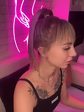 MiaMinx online show from December 29, 10:25 pm