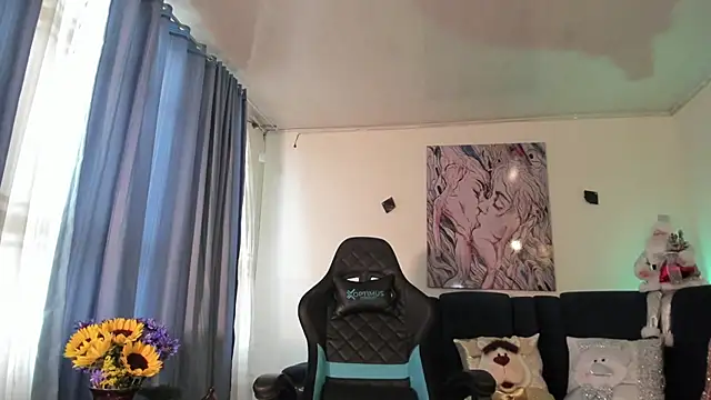 Doll troy online show from December 5, 6:44 pm