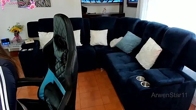 Doll troy online show from February 27, 1:17 pm