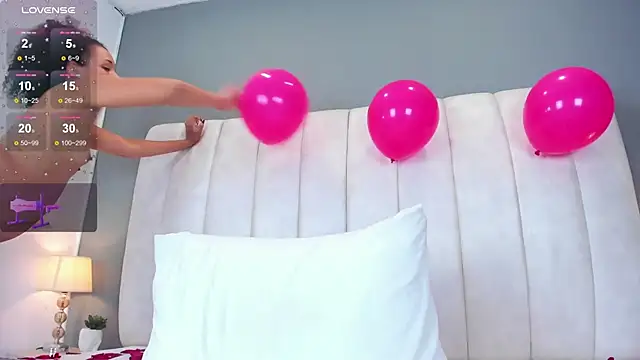 Ashleyy23x online show from February 15, 8:01 pm