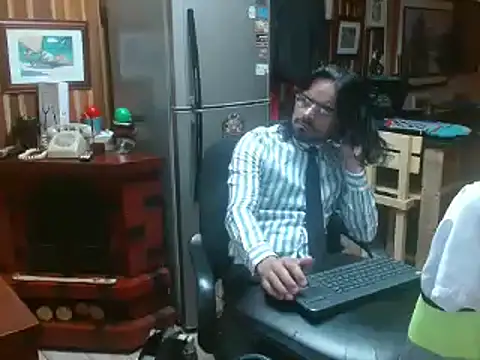 Dr Pocholate84 online show from January 10, 1:52 pm