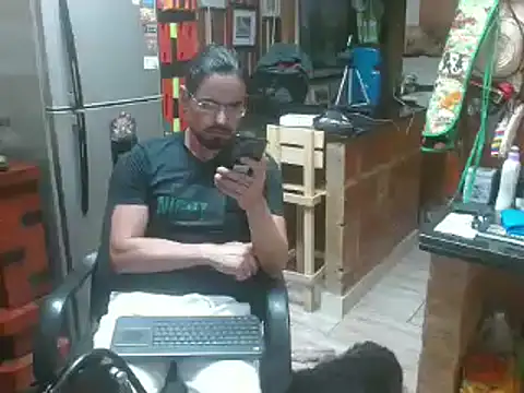 Dr Pocholate84 online show from January 12, 12:28 am