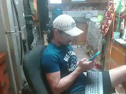 Dr Pocholate84 online show from January 16, 9:40 pm