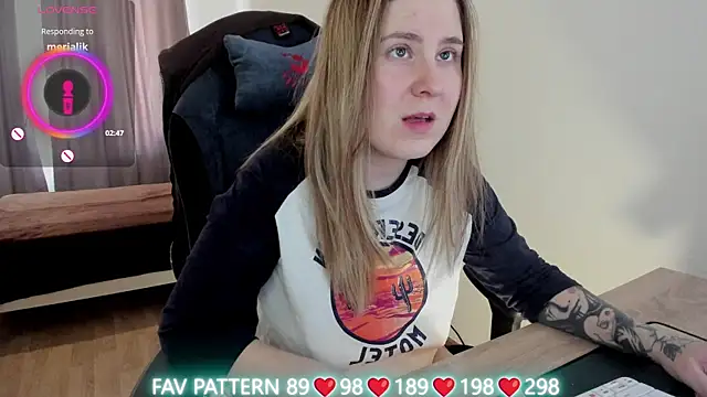 Olivia Munk online show from March 18, 6:57 am