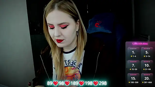 Olivia Munk online show from September 20, 4:35 am