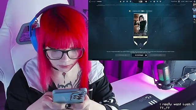 Yumi Youkai online show from February 15, 10:42 pm