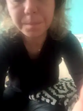 BabyNila online show from December 19, 7:59 am