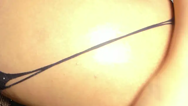 jones maddy  online show from February 25, 6:09 pm