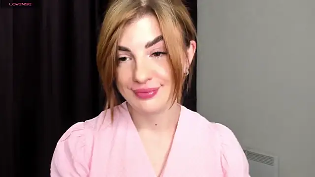  comefeelme  online show from January 24, 4:28 pm