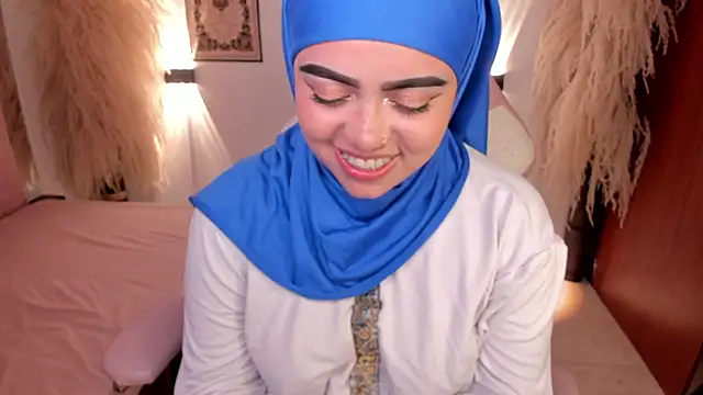 shayla 18 online show from December 23, 9:18 pm