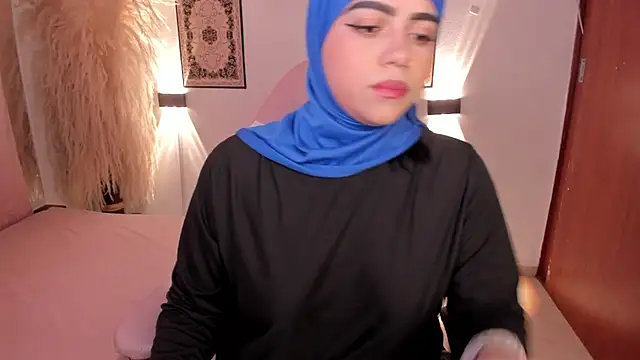 shayla 18 online show from January 24, 8:00 pm