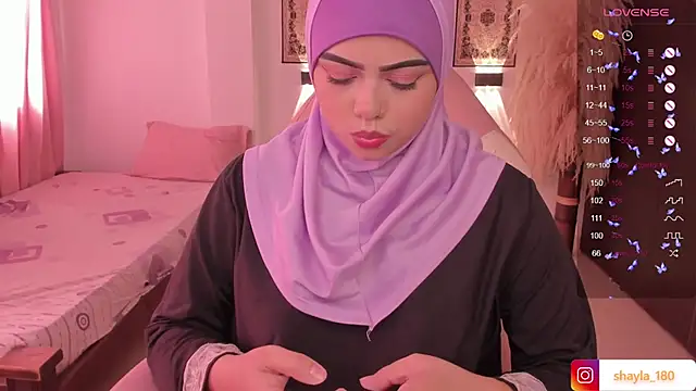 shayla 18 online show from February 27, 8:42 pm