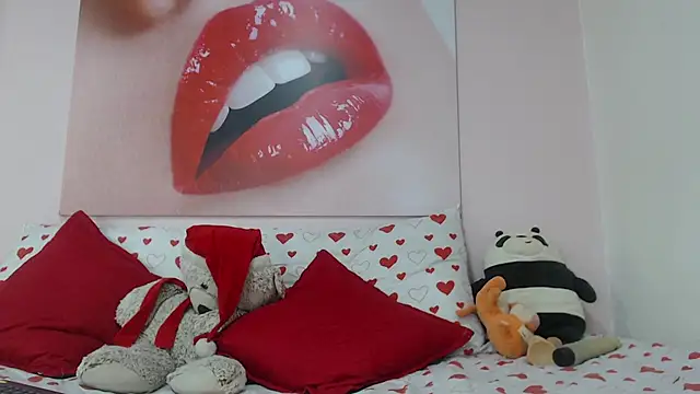 Snapshot of Cheryl_JONES chatting on December 30, 7:37 am Cheryl JONES online show from December 30, 7:37 am