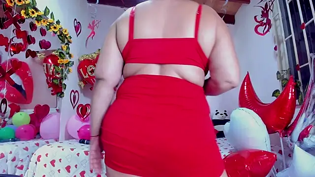 Snapshot of Cheryl_JONES chatting on February 15, 10:44 am Cheryl JONES online show from February 15, 10:44 am